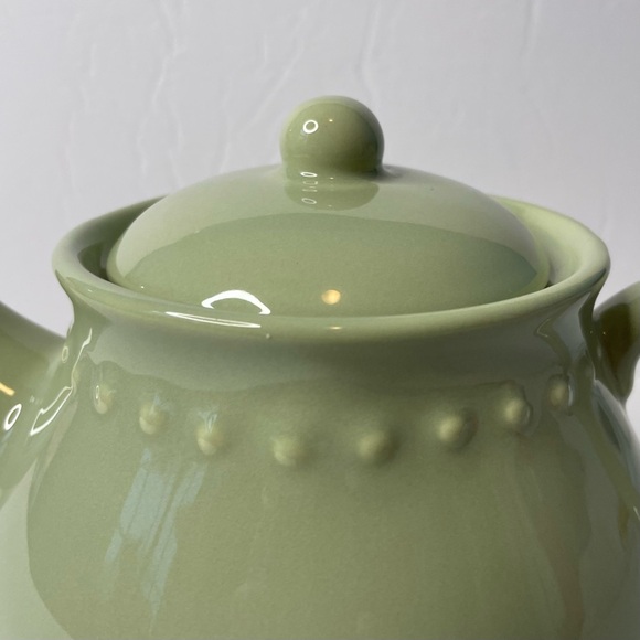 Pottery Barn EMMA Green Teapot 40oz Made In Portugal - Picture 7 of 16